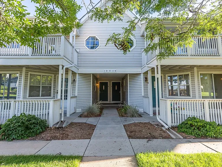 12513 E Pacific Cir #D — Photo 6