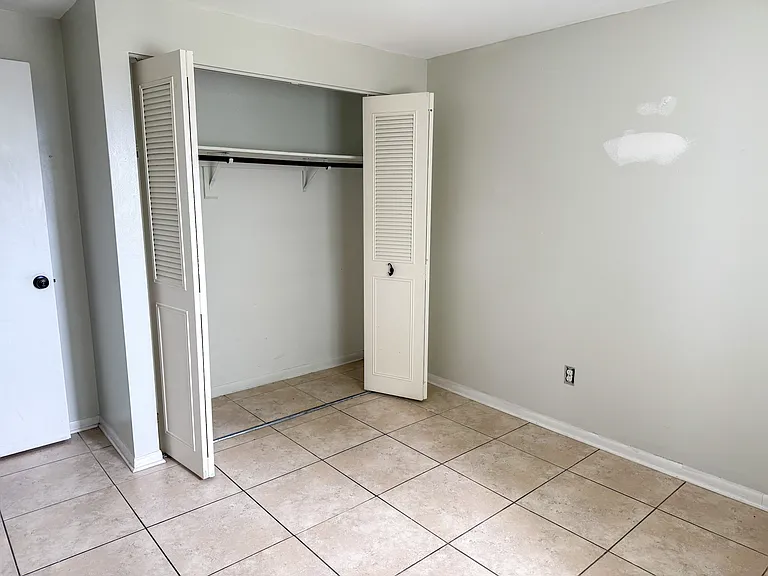 1275 N Old Mill Dr — Photo 17