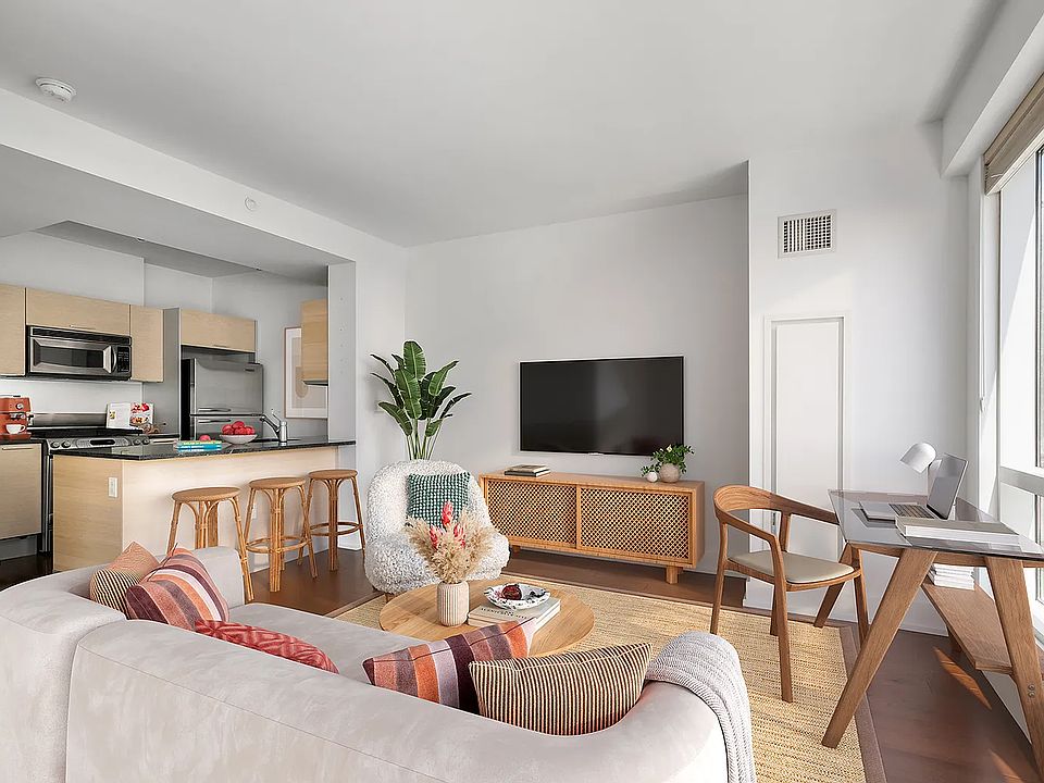 1st image of 350 W 42nd St APT 15I
