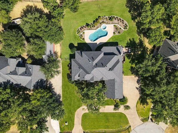 5618 Equestrian Ct, Granbury, TX 76049