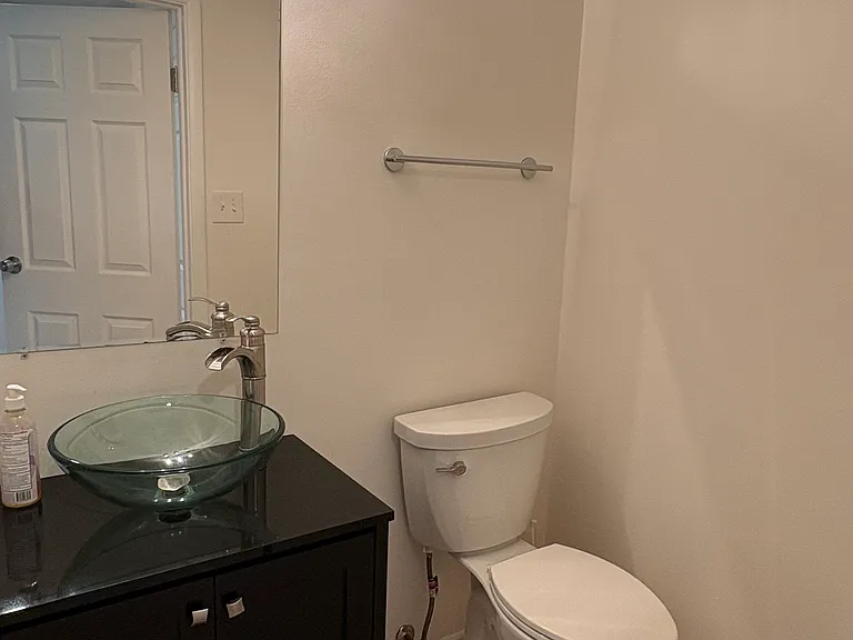 2115 Preston Square Ct — Photo 6