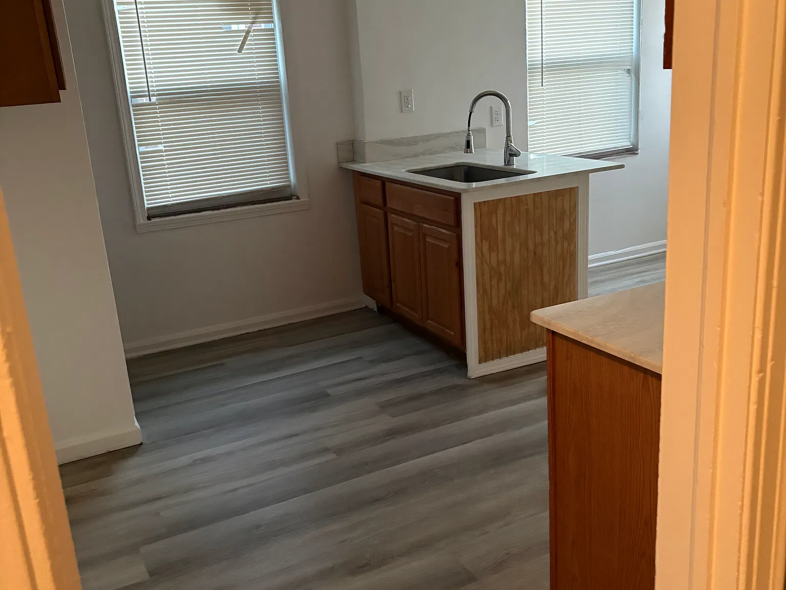 3 bed, 1043 sqft, $1,300 — Photo 3
