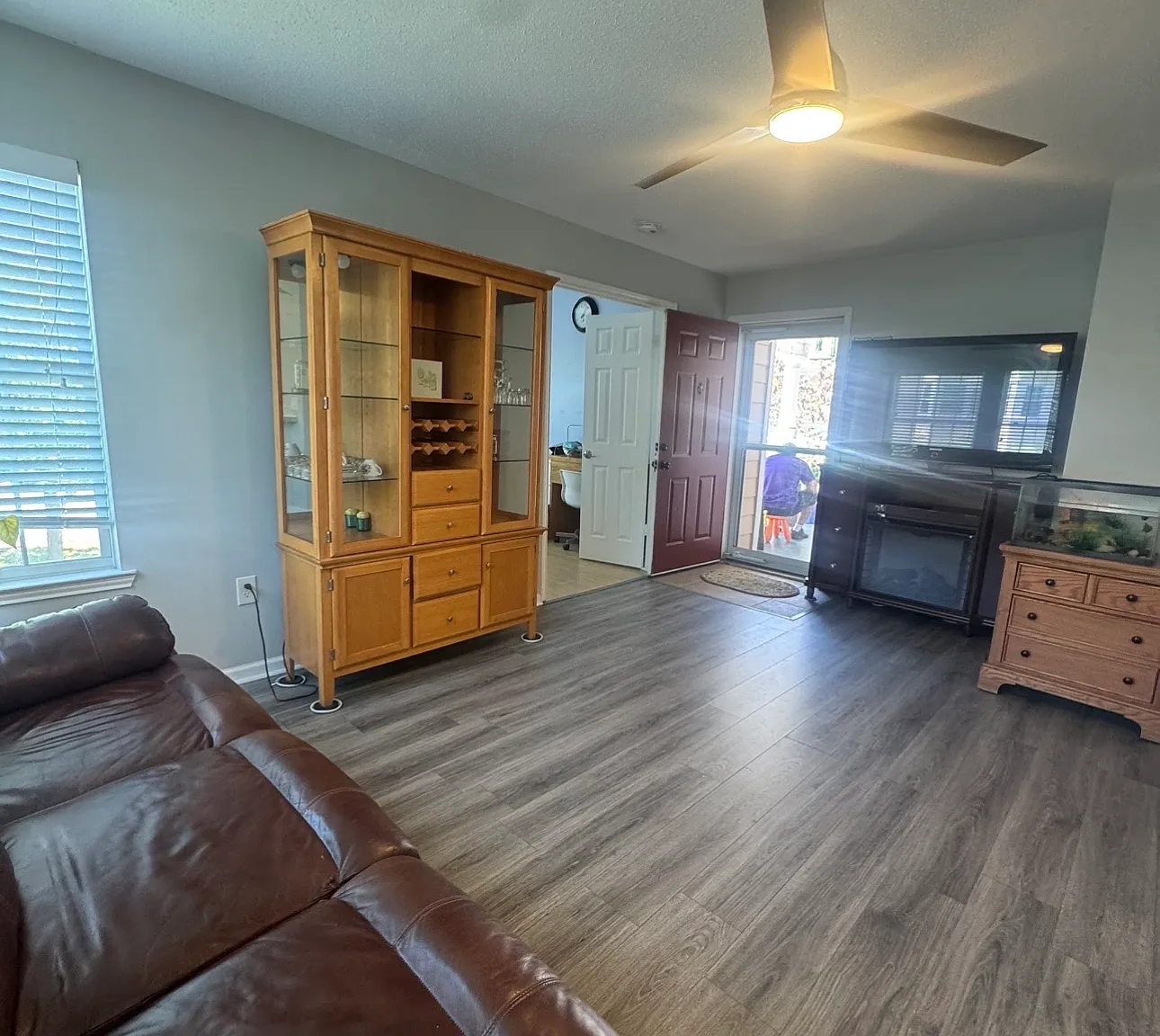 2 bed, 800 sqft, $1,900 — Photo 4