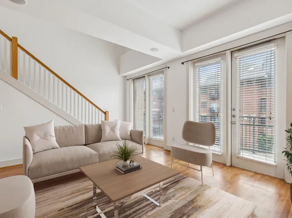 5055 Addison Cir Penthouse 408, Addison, TX 75001