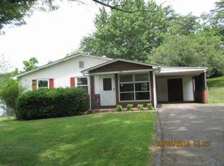 734 Midfield Dr, Kingsport, TN 37665