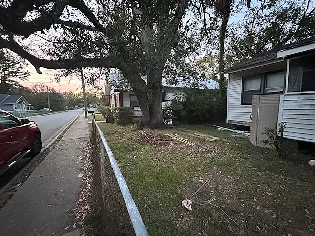 3033 Thomas St — Photo 27