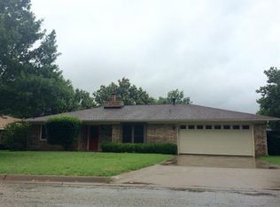114 Chaparral Dr, Graham, TX 76450