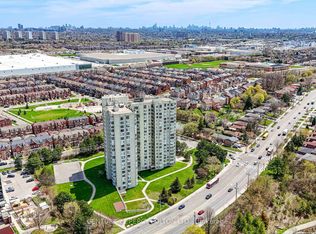 3077 Weston Rd #2009-R2, Toronto, ON M9M 3A1