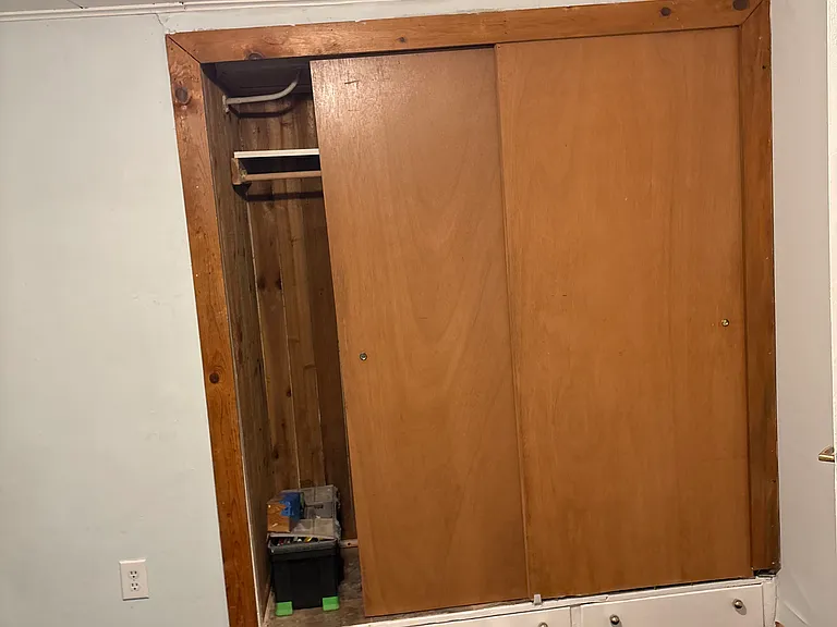 1909 Colby Ave #2 — Photo 9