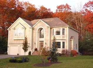 115 Thistle Rd, North Andover, MA 01845