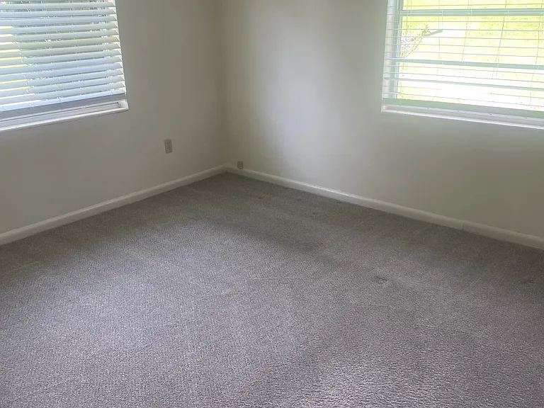 1300 Waterline Dr — Photo 12