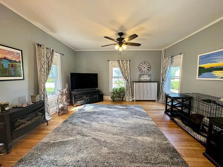 286 Pine St — Photo 3