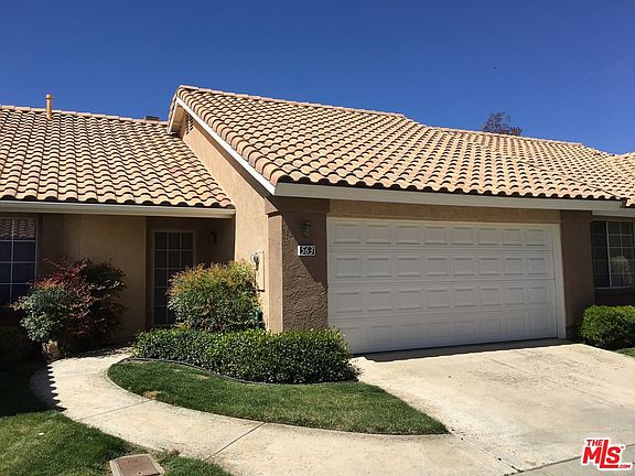 3rd image of 563 La Quinta Dr