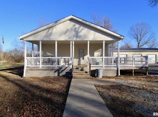 15194 Harmony Church Rd, West Frankfort, IL 62896