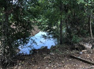 21 W Little Richland Rd, Waverly, TN 37185