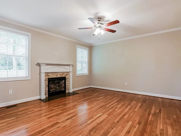 308 Cardinal Crest Ln — Photo 5