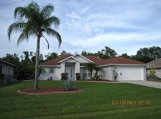 160 Medalist Rd, Rotonda West, FL 33947