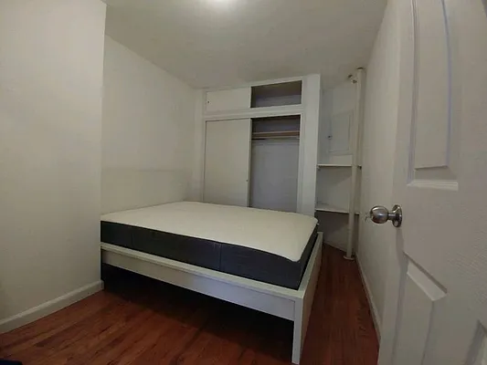 Rented by Kinyu Realty | media 11