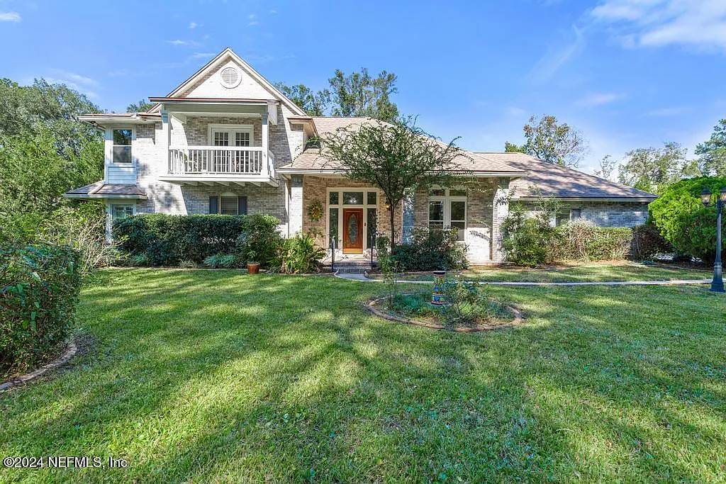 3 bed, 2.5 bath, 3123 sqft, $3,500 — Photo 1