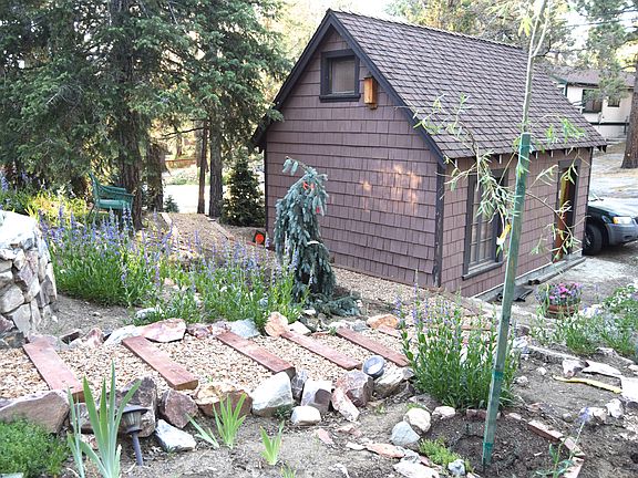 Walkway to Garage 