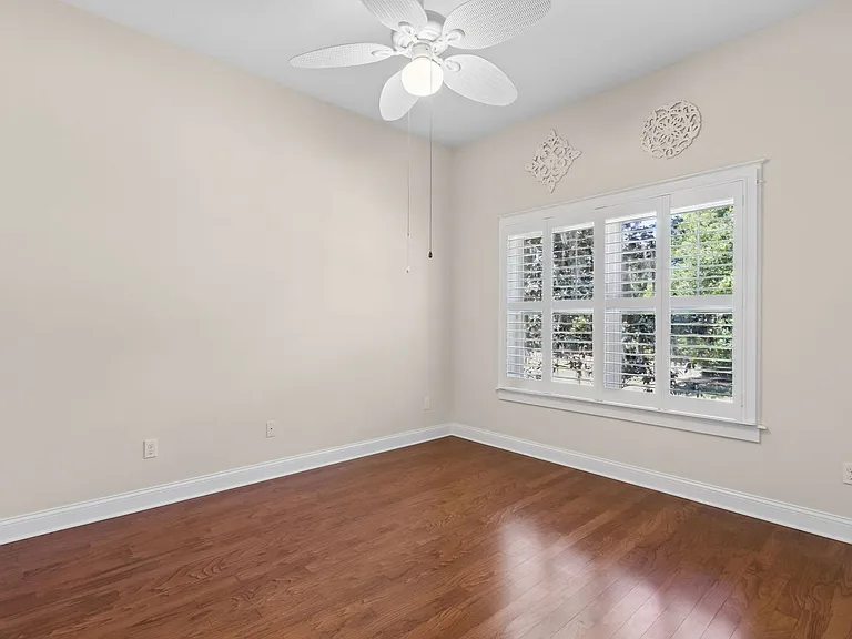 1600 Highland Dunes Way — Photo 32