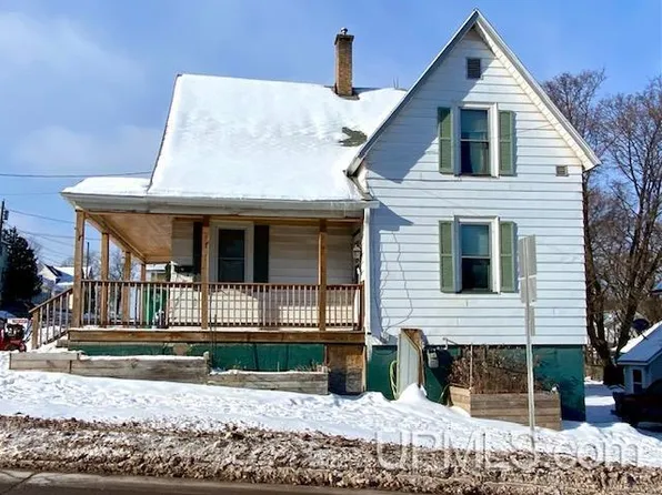 600 W Baraga Ave, Marquette, MI 49855