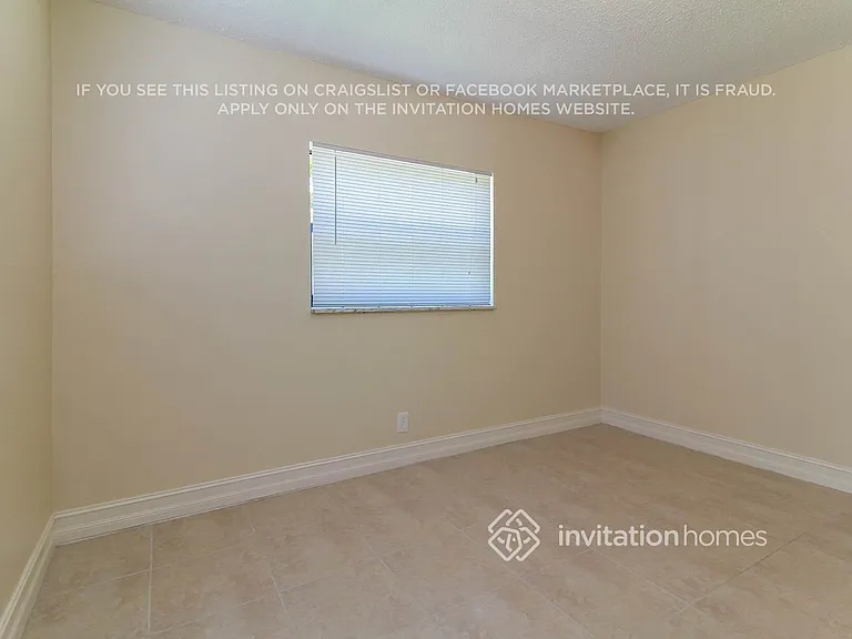 22816 SW 65th Way — Photo 11
