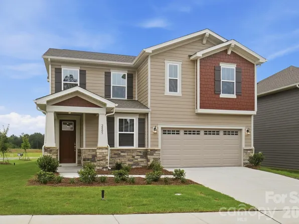 2805 Westmont Dr, Gastonia, NC 28052