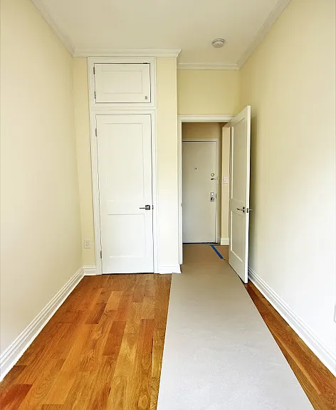 130 W 75th St #2E — Photo 5