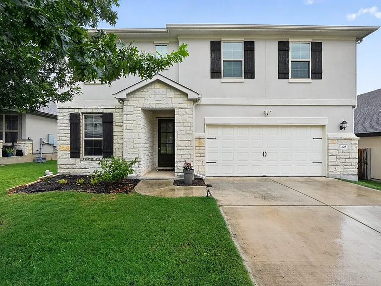 208 Windom Way — Photo 1