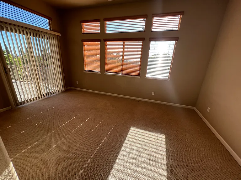 1581 Bella Cir — Photo 18