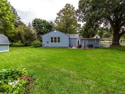 905 Adams St, Lapeer, MI, 48446