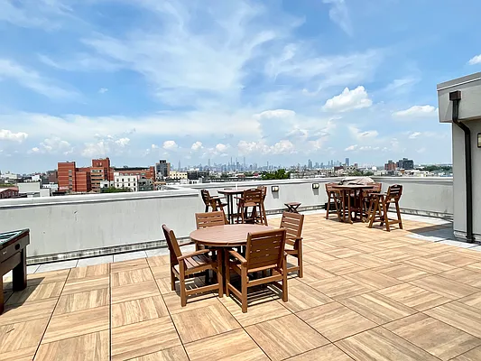 Rented by Cyberapts Management | media 27