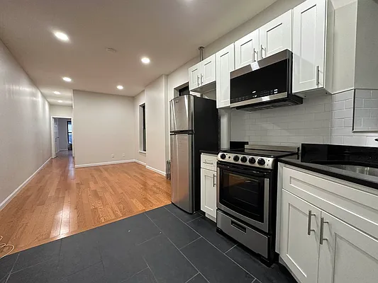 Rented by Oxford Property Group | media 21