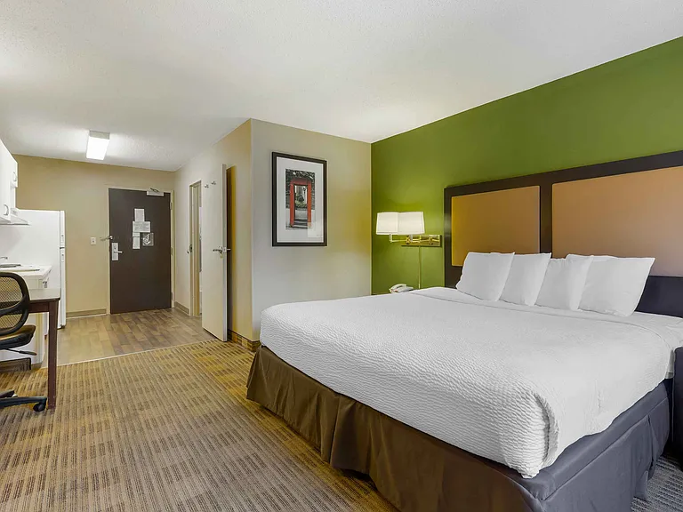 Studio Suite - 1 King Bed