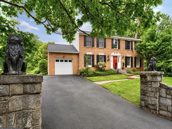 10301 Naglee Rd, Silver Spring, MD 20903