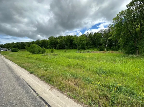 1493 Michigan Ave, Detroit Lakes, MN 56501