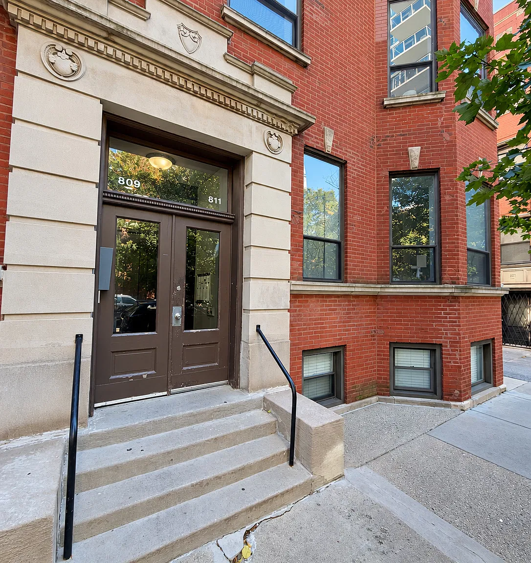 2 bed, 1100 sqft, $3,600 — Photo 2