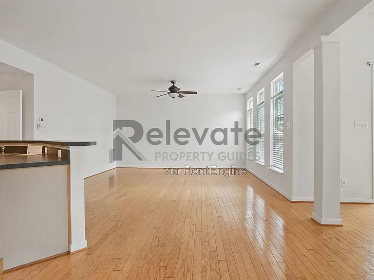 4321 Meredith Creek Dr — Photo 11