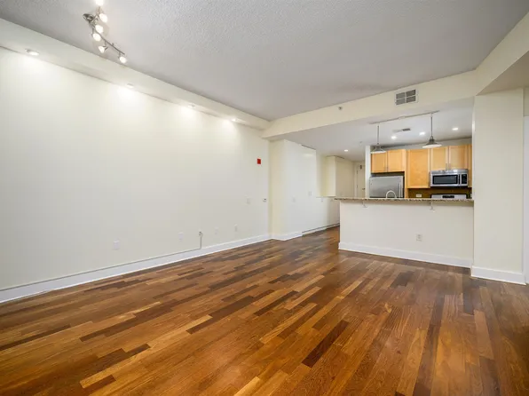 159 2nd Street image 2 of 30