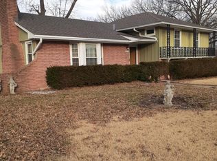 801 N Dakota Dr, Independence, MO 64056