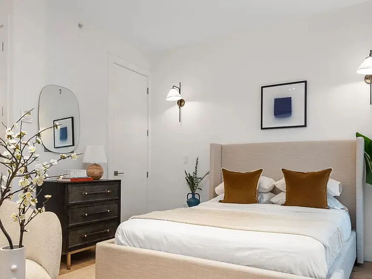 58 Vanderbilt Ave #6N — Photo 1