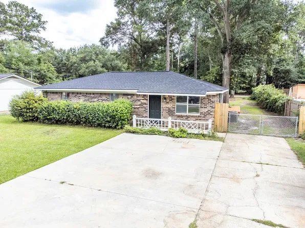 182 Canal St, Leesburg, GA 31763