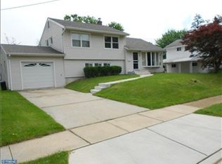 67 W Woodcrest Ave, Maple Shade, NJ 08052