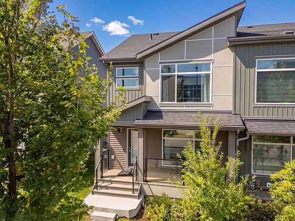 5th image of 8322 Chappelle Way SW