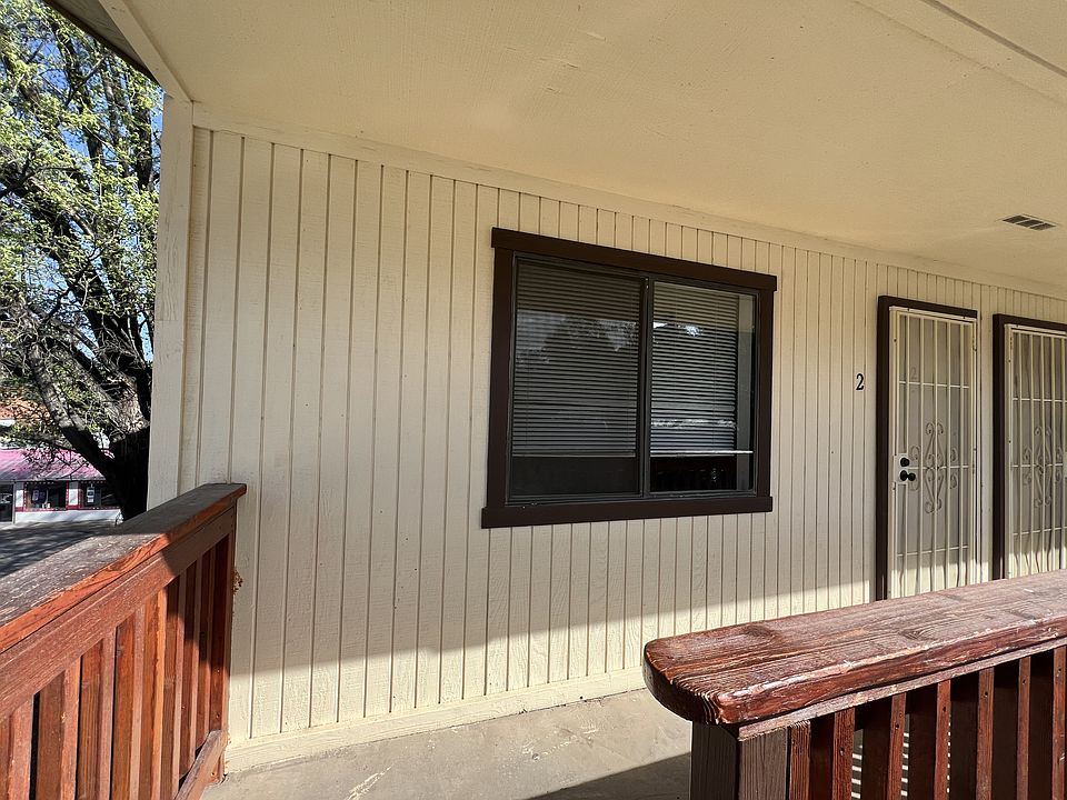 1st image of 111 S Willow Rd APT 2