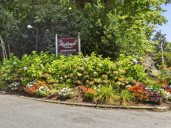 125 N Washington Avenue #45, Hartsdale, NY 10530