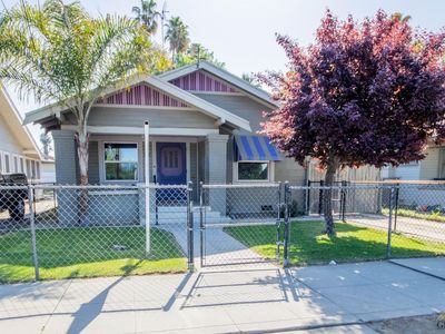 930 C St, Bakersfield, CA, 93304