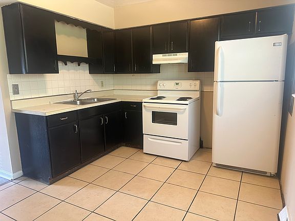 5th image of 1851.5 Marietta Dr
