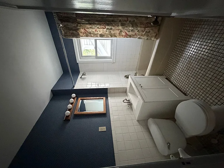 321 Arlington Ave #UPSTAIRS — Photo 5